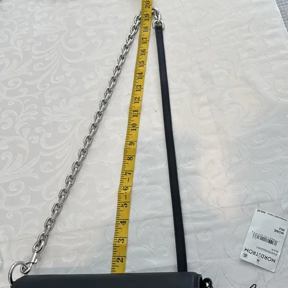 Marc Jacobs Shoulder Bag - Picture 12 of 15